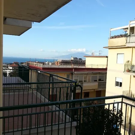 Grimaldi Guest Апартаменти *
