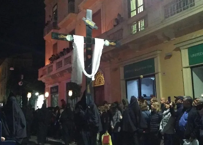 Grimaldi Guest Apartment *